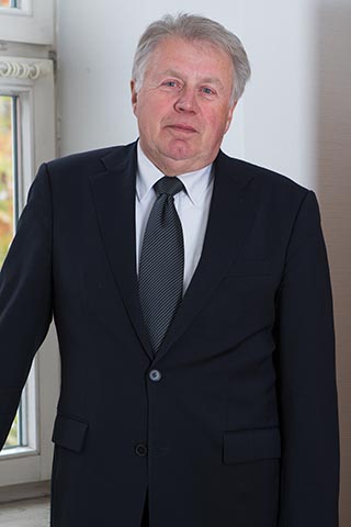 Dr. Johann Kuffer - Ihr Rechtsanwalt in Ingolstadt bei der Hagn, Deckert, Kuffer & Partner Rechtsanwäskanzlei in Ingolstadt